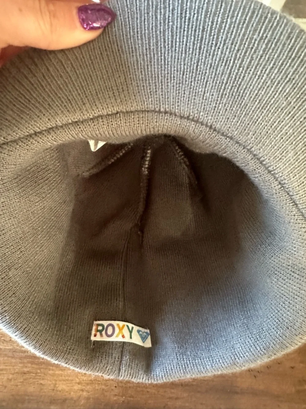 NWT Vintage Y2K Era Roxy Gray & White Striped Knit Visor Beanie with Pink Logo - Picture 3 of 6